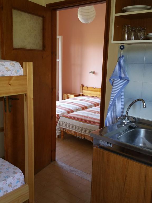 Guesthouse Karidia Skala Eresou Exterior photo